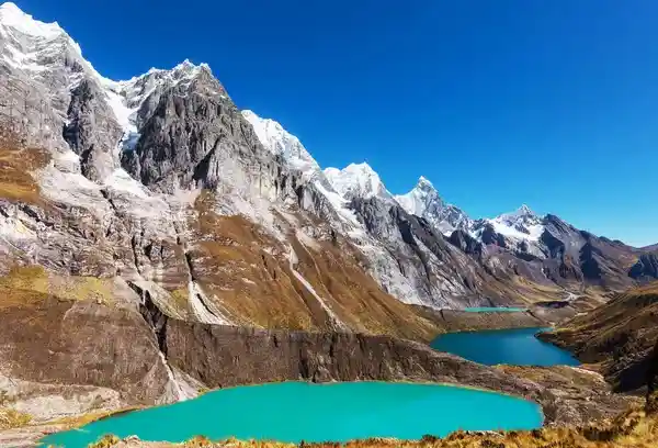 foto de huaraz em sua melhor época para viajar para o peru